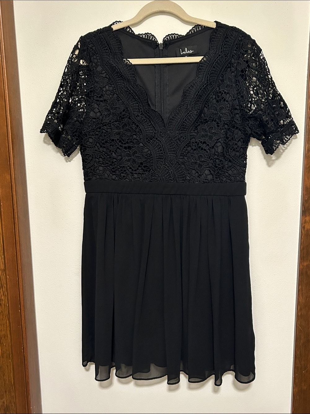 Lulu's Black Crochet Lace Short Sleeve Skater Angel in Disguise black Dress XL